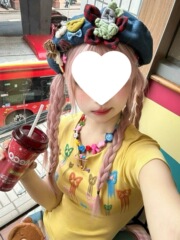 【210グラム40本純綿】ドーパミンカラー蝶プリントtシャツ女性の肩vネック半袖