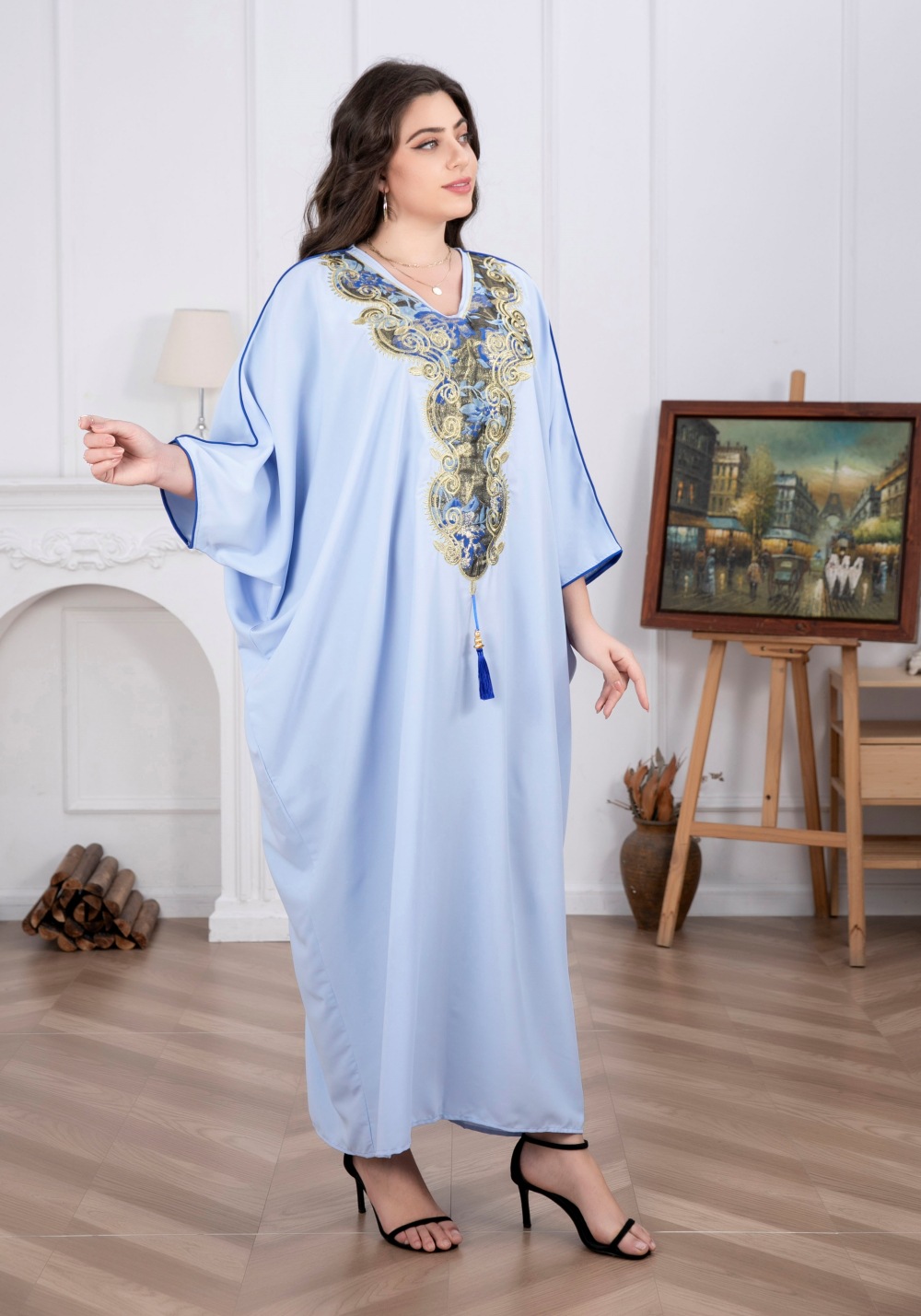 Indonesian-Middle Eastern Cross-border Women's Robe With V-neck, Embroidery, And Tassels, Elegant Arabic Robe,_ecoleips.com