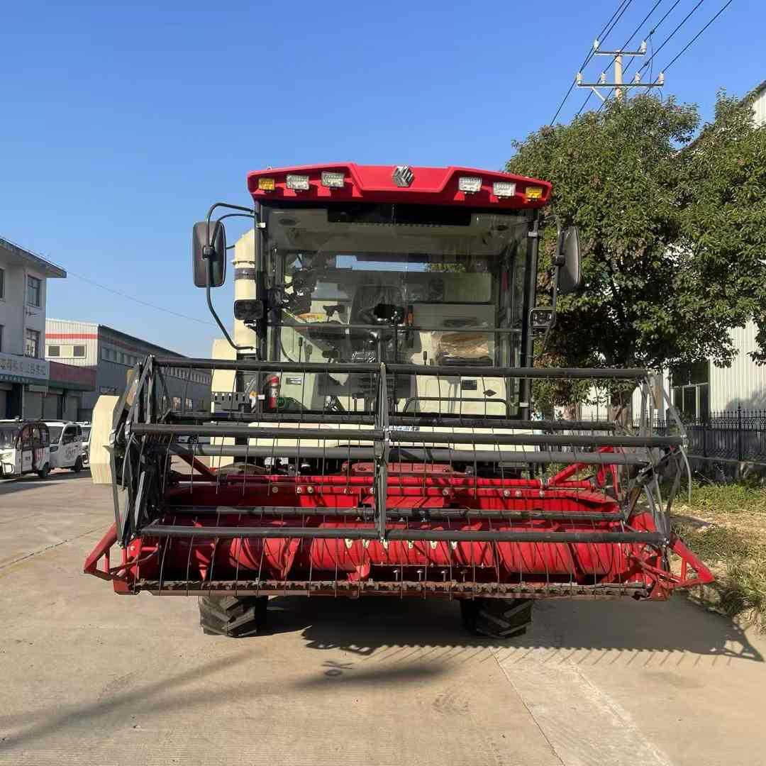 沃得z200轮式收割机 大马力收割机厂家 补后直提稻麦玉米联合收割