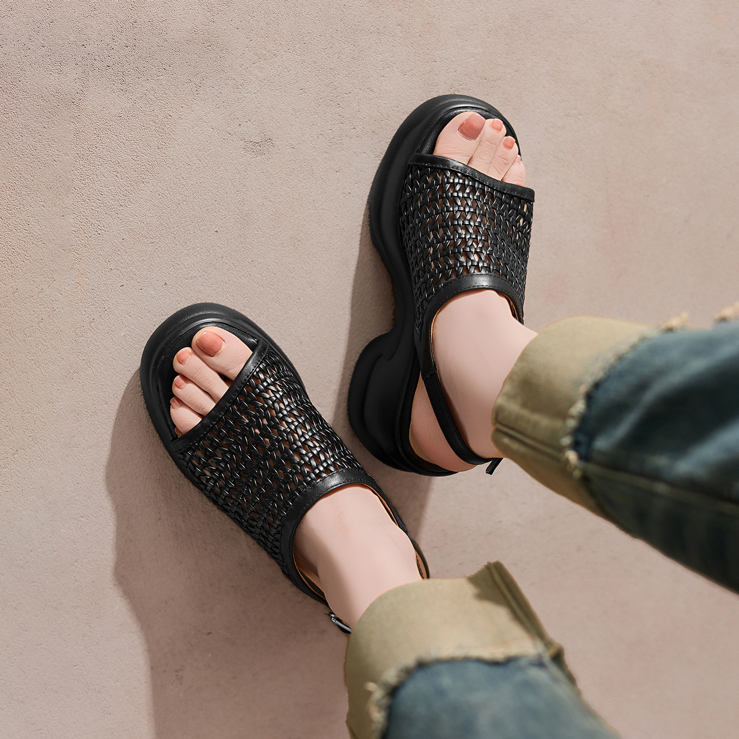 Sandal cao gót nữ mũi hở đế dày 8 cm kiểu dệt La Mã quai ngang — đen