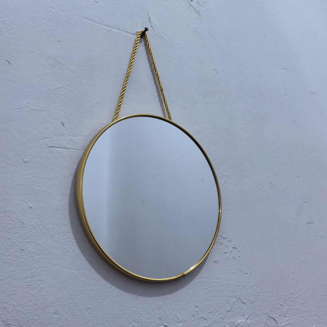 Nordic Dormitory Vanity Mirror Wall-Mounted Bathroom Sink Mirror Makeup Mirror Toilet Mirror Bathroom Mirror