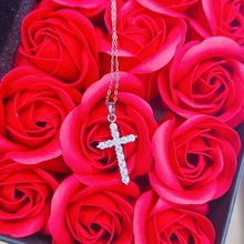 �¿�DɫĪɣʯ�ߙn�OƷʮ�ּܵ���925�y�18k����ɫ�朶Y��Ů