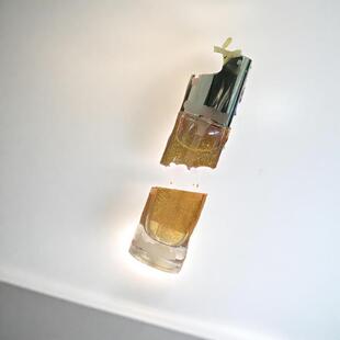 �ɼ��א��w�����覱�����x˪�wɫ����y������¶�⻬�yǰ���w