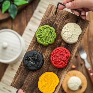 清真月餅奶黃流心月餅星球酥月餅國潮中秋月餅