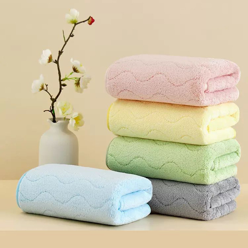 Wholesale Coral Fleece Oversized Bath Towels, Ultra-Soft and Thick, Absorbent for Home Use, Hair Drying Towels, Face Towels, Thick and Soft