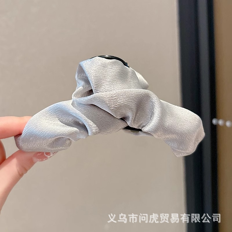 黑色缎面蝴蝶结抓夹女高级感2025新款后脑勺发夹气质头发夹子头饰|undefined