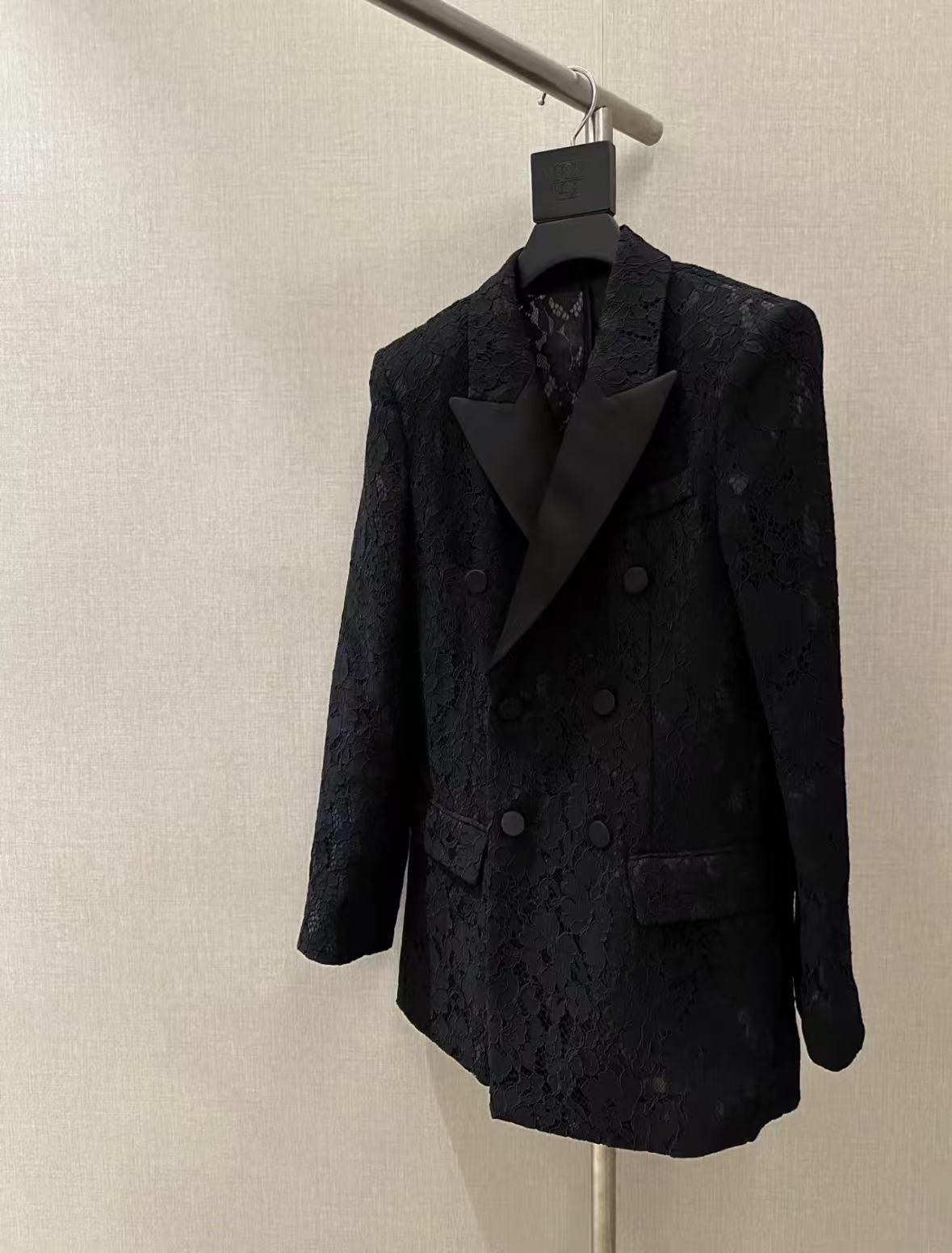 Chaqueta Blazer de Encaje Poliéster y Elastano Cinturón Incluido Bordado