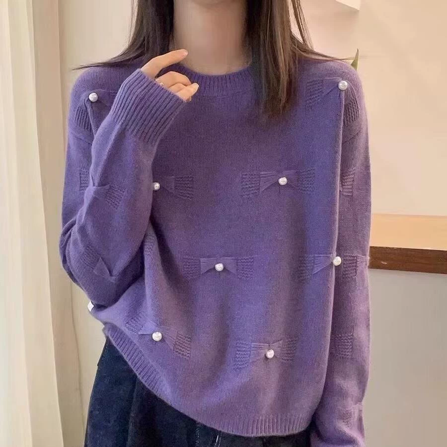 Европейский вокзал 2024 осень новый модный свободный круглый воротник бант жемчужный кашемировый свитер с уменьшением возраста женский прилив