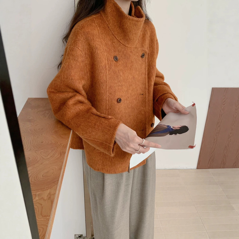 Elegant short wool coat with a stand-up collar for women, 2026 autumn/winter new collection, casual and work-appropriate, double-faced wool cashmere coat