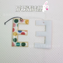动漫立牌;证件卡、挂绳;卡包卡套