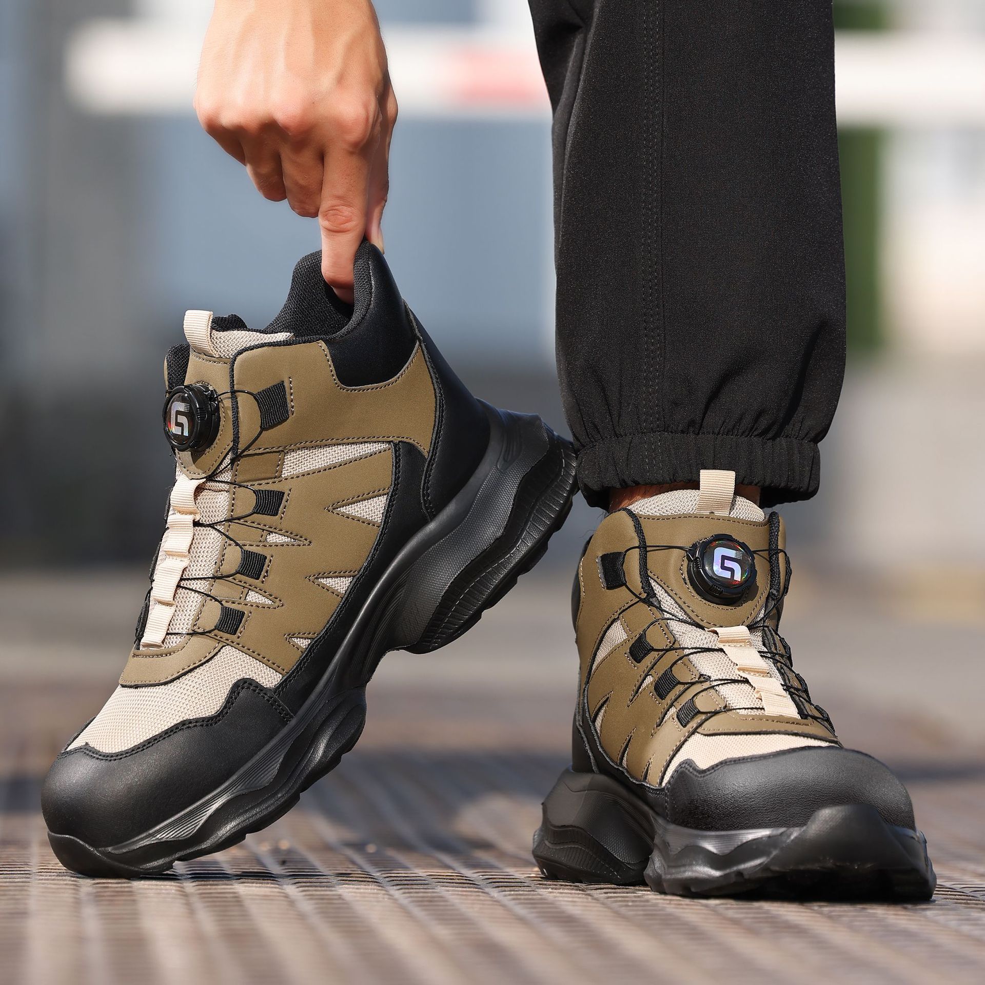 Zapatos de protección laboral nuevos zapatos de hombre, botón giratorio de cilindro alto, zapatos de trabajo cómodos, zapatos de seguridad resistentes al aceite, zapatos resistentes al desgaste.
