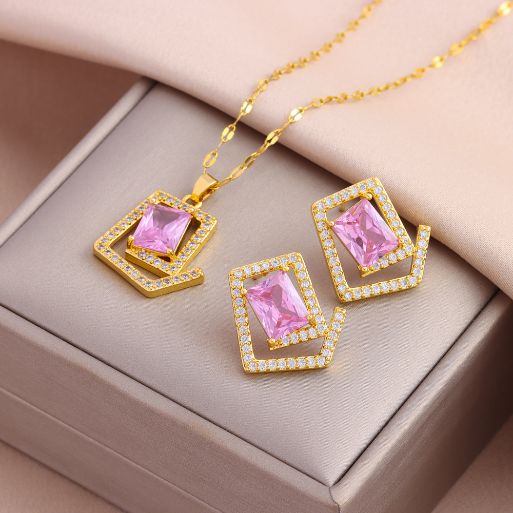 Sieradenset van verguld titaniumstaal met zirkonia voor dames_voghion.com