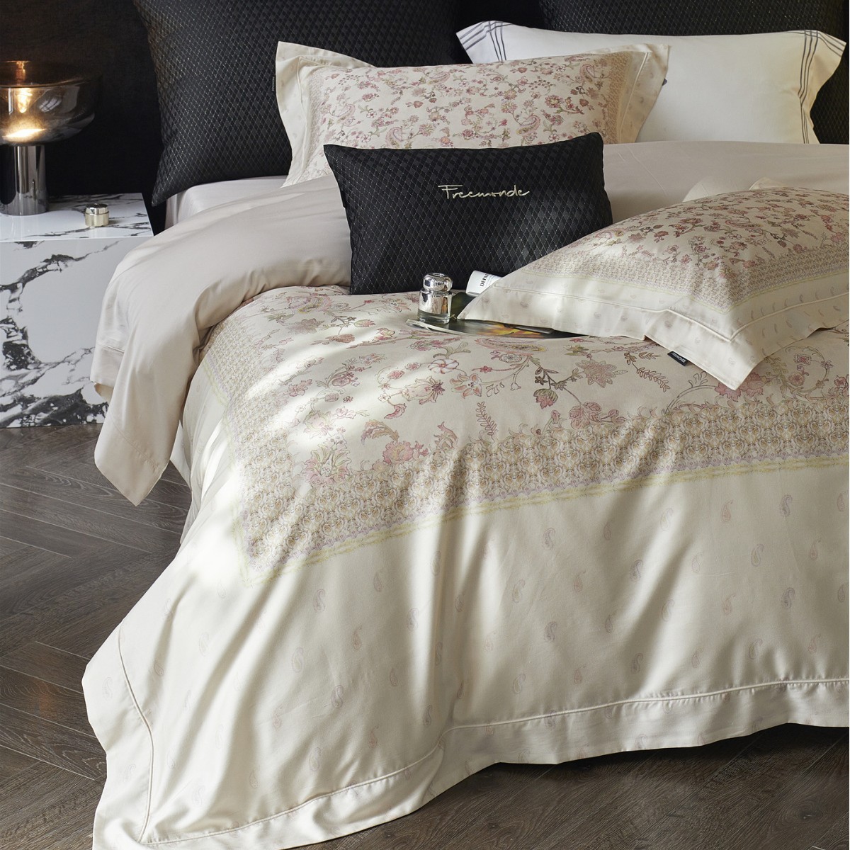 Modern Light Luxury Style Digital Printing Super Soft Bedding Bedding Ultra-Fine Denier Tencel Cotton Four-Piece Home Textile Set Avril