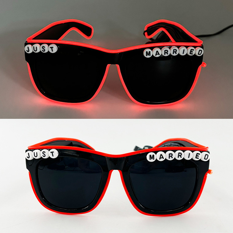 Nuevos productos transfronterizos gafas LED recién casadas letras de corazón de melocotón gafas de sol gafas de sol