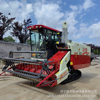 沃得收割机农用大型水稻小麦收割脱粒筛选全喂入履带式一体收获机