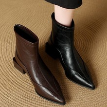 法式尖头弹力瘦瘦靴女2025秋冬新款粗跟短靴复古百搭棕色切尔西靴