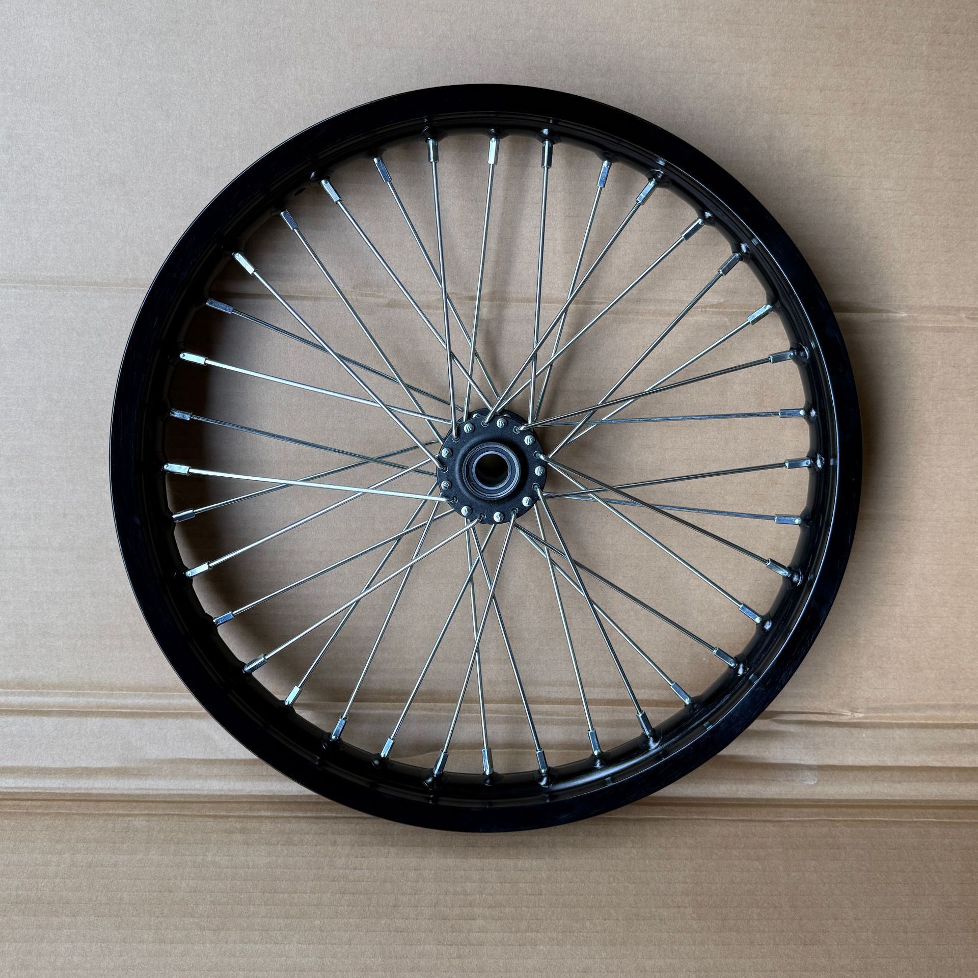 Suitable for Sur-Ron Light Bee modified front 1.60-17 wheel hub assembly, Sur-Ron Light Bee X universal rear wheel set