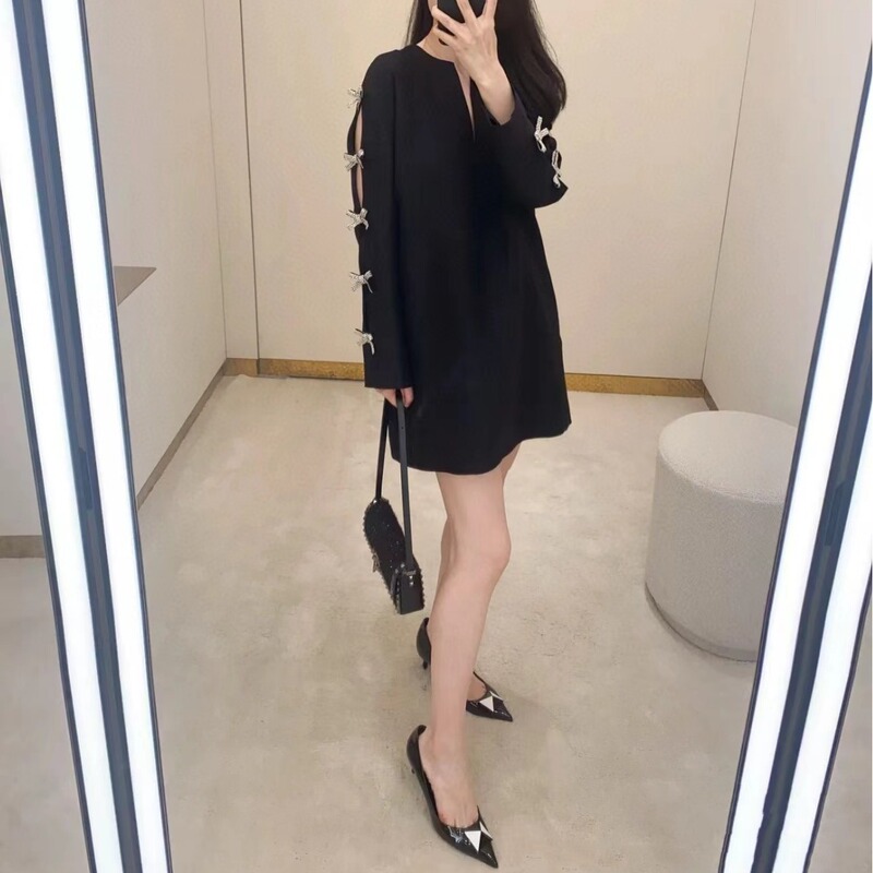 2024 early Spring New Age-reducing bow sequin elegant loose slimming plus size long sleeve dress wholesale