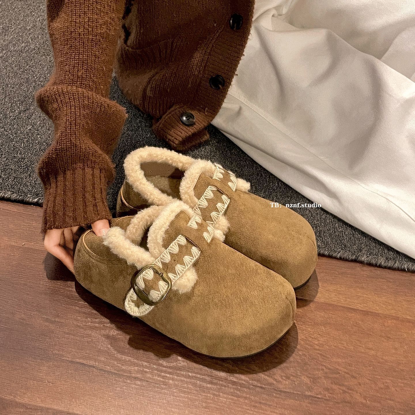 5cm复古棕色厚底加绒棉鞋女款2025新款冬季保暖一脚蹬勃肯毛毛鞋