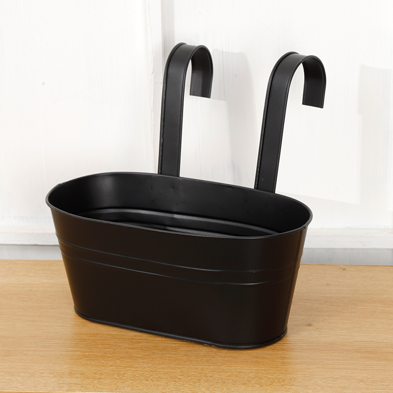 Selección estricta de hierro fundido colgando balcón barril de hierro colgando balcón colgando barril de metal