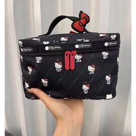 HelloKitty化妆包手拿包手抓包收纳包轻便旅行收纳包大容量化A23