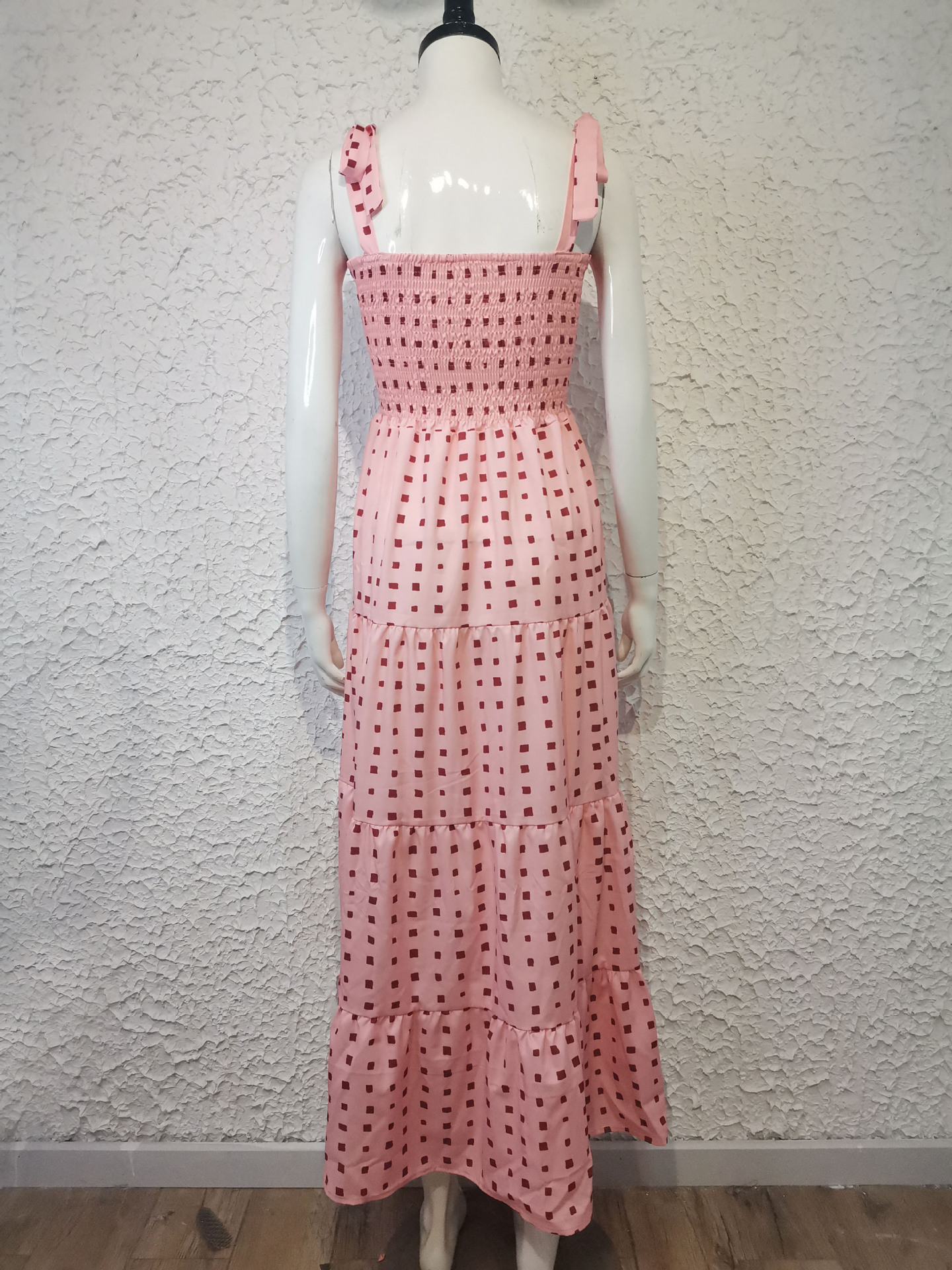 259g Weight Maxi Long Dress Dress Length Type Sleeveless Sleeve Length Regular Dress Dresses Type Regular Sleeve Sleeve Type Polyester Fabric Type High Waist Waist Line Daily Occasion Strap Neckline Regular Fit Fit Type Printing, Polka Dots Pattern Summer, Spring Season Women's Gender Elegant Style Wholesale Women's Elegant Printing Polka Dots Daily Strap Sleeveless Regular Dress 81