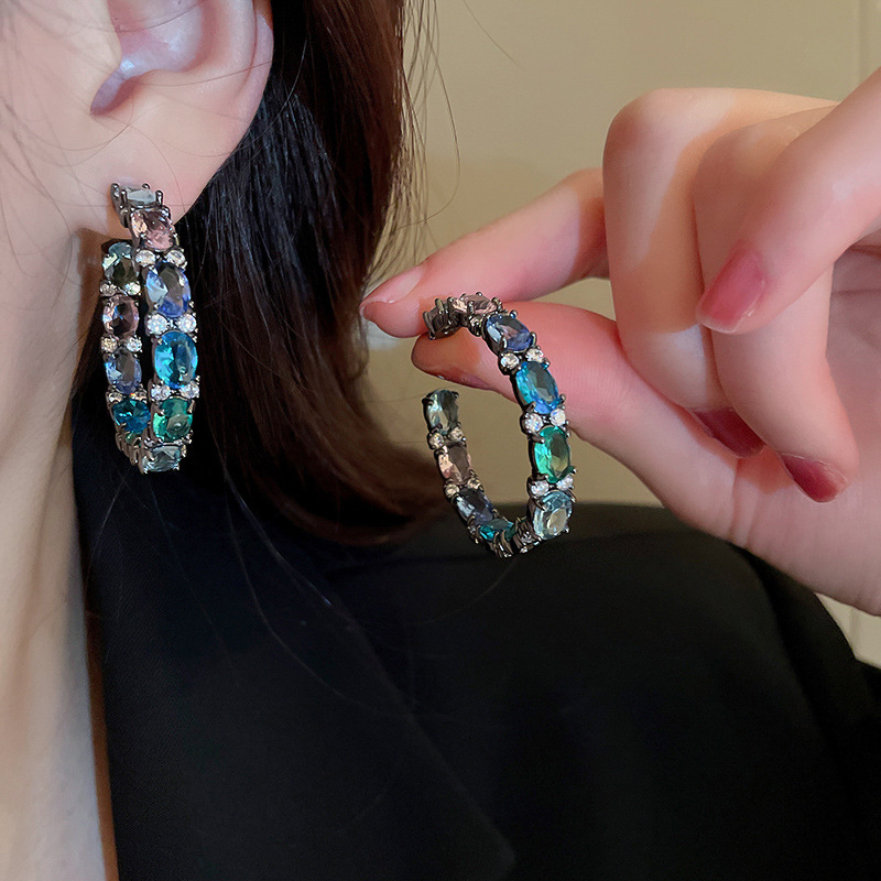 Fashion Round Copper Inlay Zircon Earrings 1 Pair