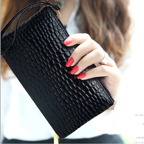Small handbag pressure product bag crocodile pattern Korean style women's clutch fashion mobile phone bag long gift wholesale