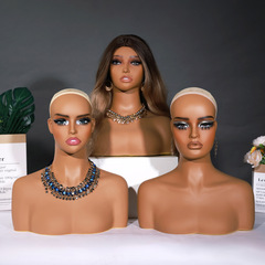 假发头模欧美黑肤色模特头 拍照展示项链耳环双肩模型头Mannequin
