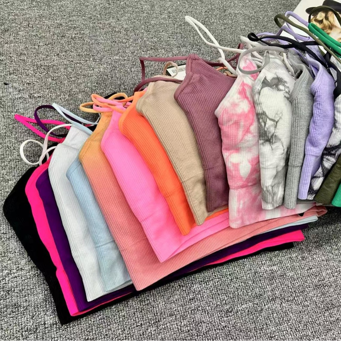 Nueva ropa interior deportiva para mujeres al aire libre corriendo acondicionamiento físico reuniendo estilo sin anillo de acero hermoso bra
