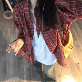 美式复古红色格子长袖衬衫女春秋季上衣慵懒风宽松衬衣外套男跨境
