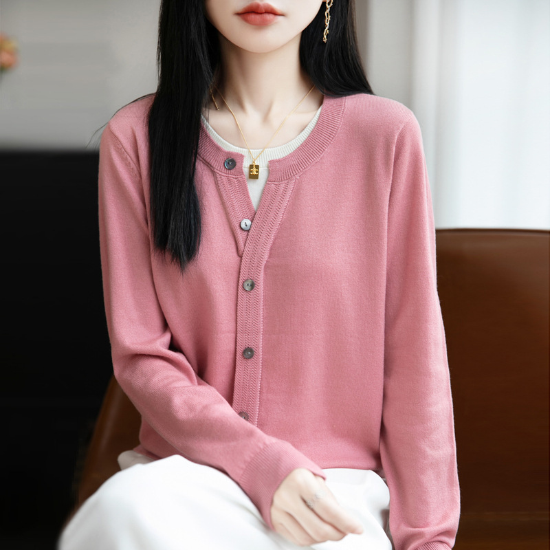 羊毛混纺2025秋冬新款女士宽松圆领拼色系扣假两件上衣打底针织衫|undefined