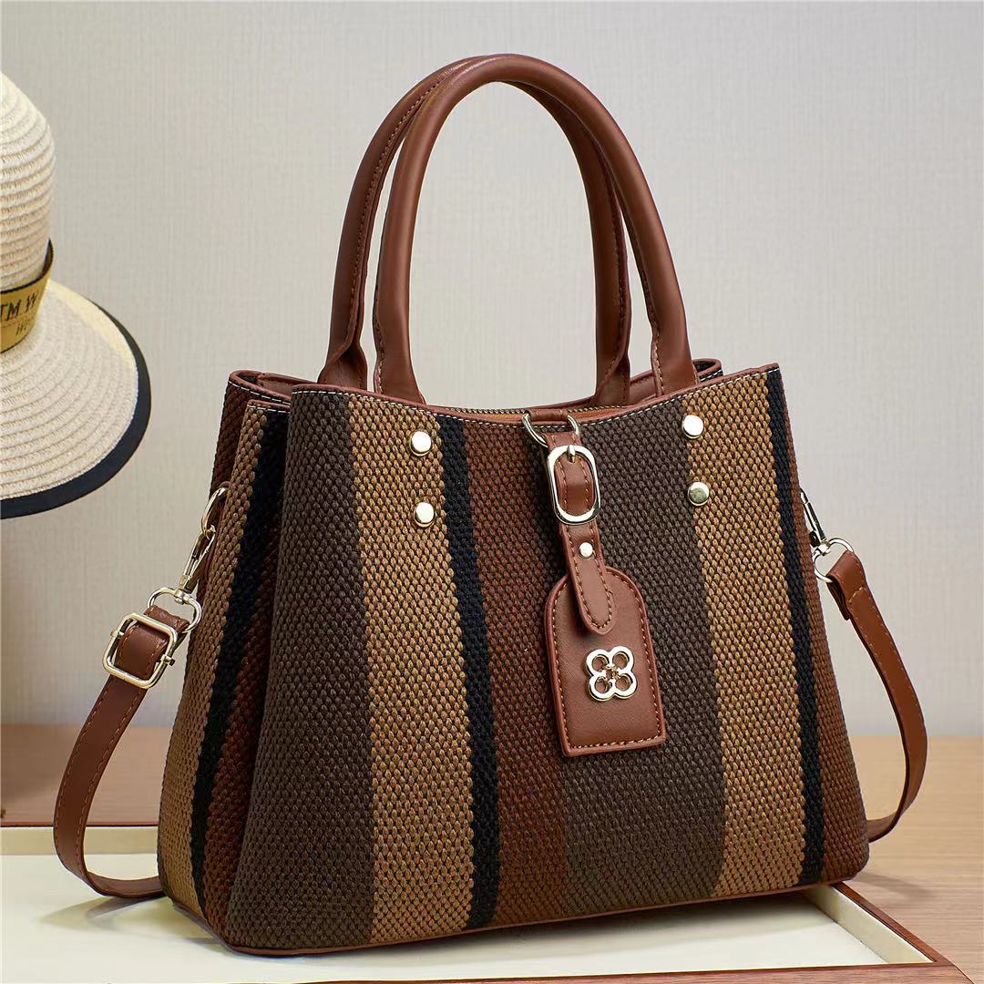Bolso de mujer nuevo bolso de estilo nuevo estilo de alta calidad de gran capacidad estilo occidental 2024 moda todo fósforo simple bolso de mensajero de un solo hombro