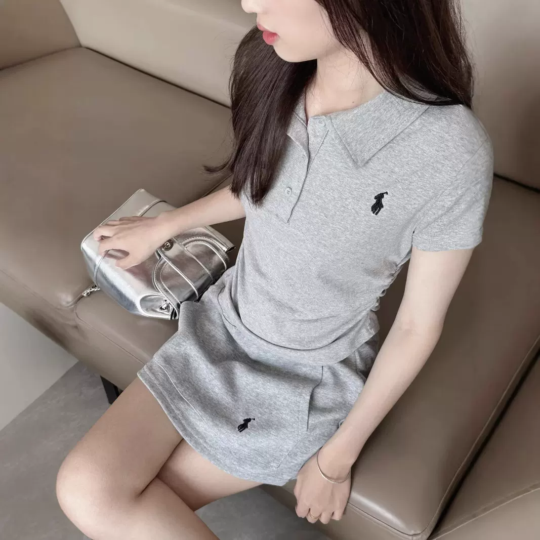 夏日多巴胺穿搭套装女潮2025百棉盐系小马刺绣短袖T恤+刺绣半身裙