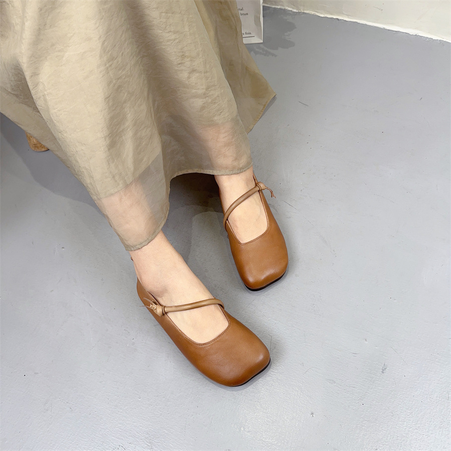 Universal Mary Jane shoes flat