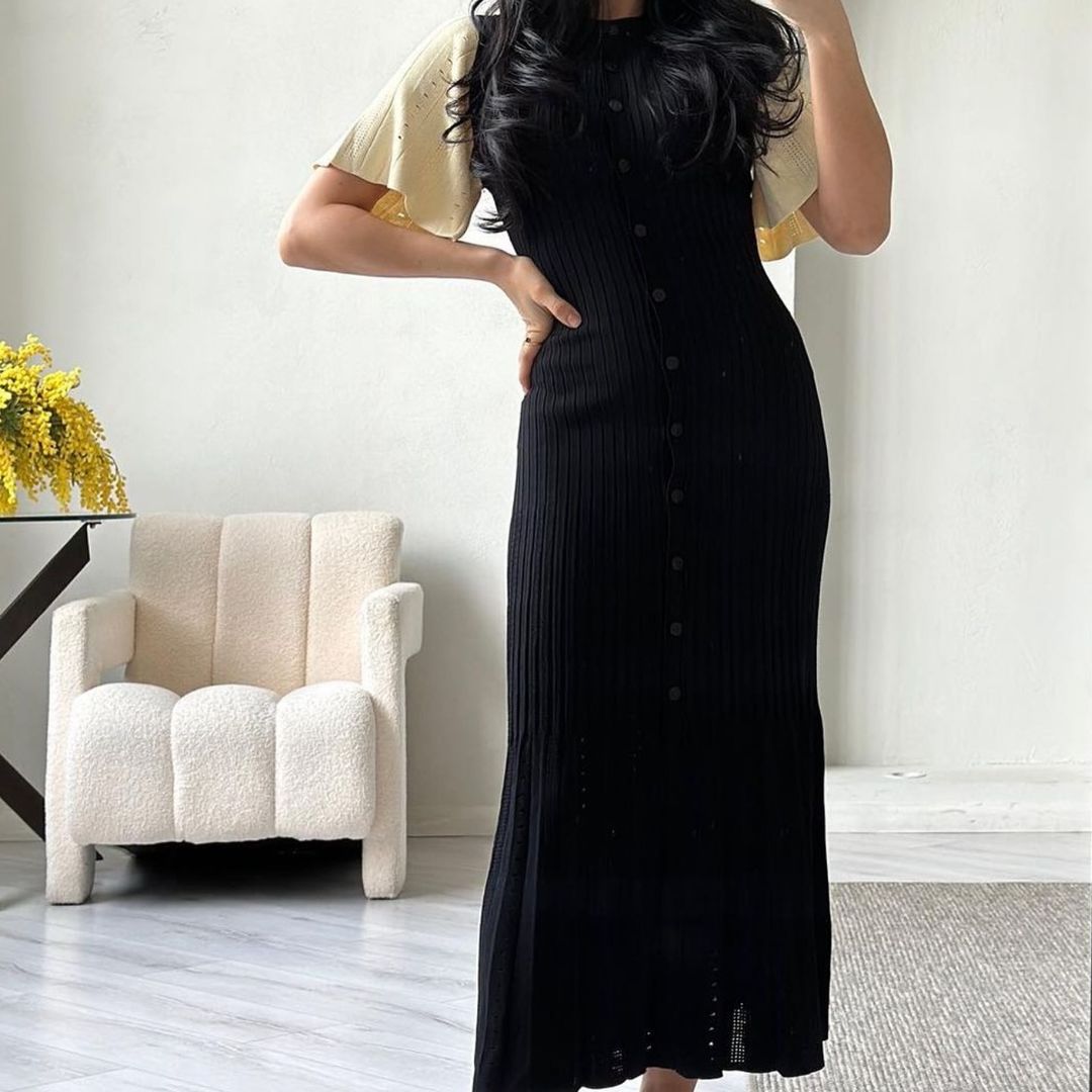 summer solid color elegant knitted long skirt with a round collar