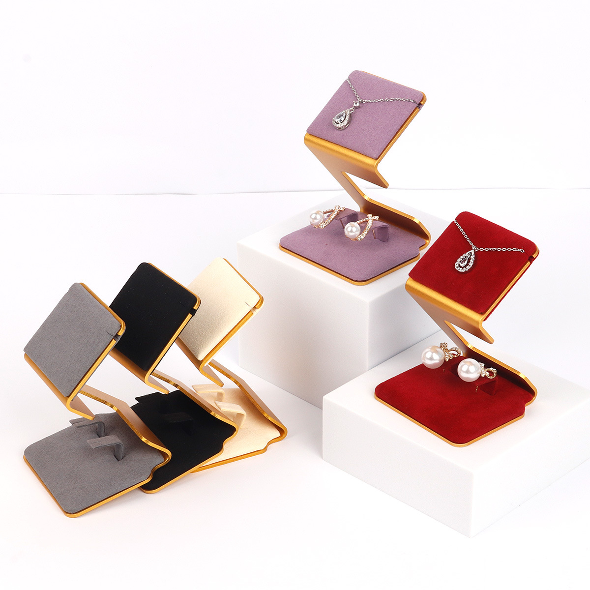 ����չʾ����Ʒ����������߽�ָ�����������������鱦������Ʒ��