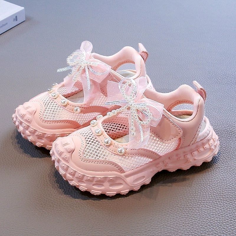 Sandalias deportivas para niñas, estilo verano 2026, zapatos de malla hueca para niños con lazo de perlas, zapatos de moda estilo papá.