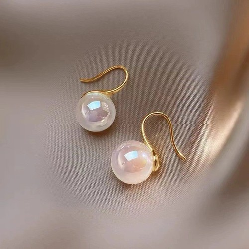 Silver needle super flash diamond pearl earrings high-end light luxury fashion earrings women's niche design sweet and elegant earrings