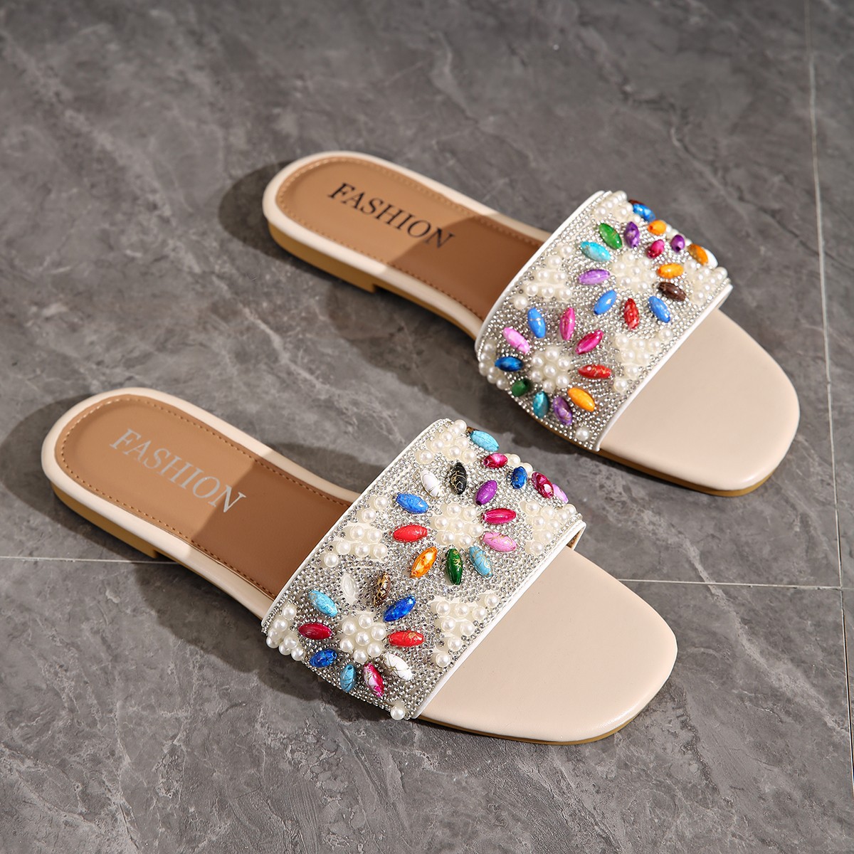 Ethnic Style Flat Sandals Plus Size Rhinestone Pearl Beach Sandals For Women Summer_voghion.com