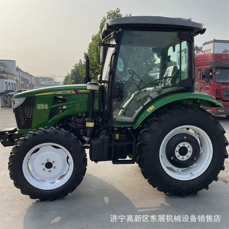 出口款四轮农用拖拉机  变频四驱拖拉机 水旱田两用四轮拖拉机