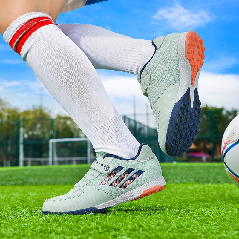 Cross-Border Breathable Mesh Children's Soccer Shoes with Studs for Boys and Girls, Suitable for Preschoolers and Elementary School Students, with Velcro Training Shoes