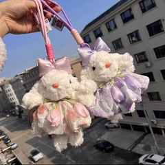 ぬいぐるみのかわいいキーホルダーのペンダントのウサギの耳を垂れたウサギのペンダントの高い顔の値の漫画の人形のプレゼントのカバン
