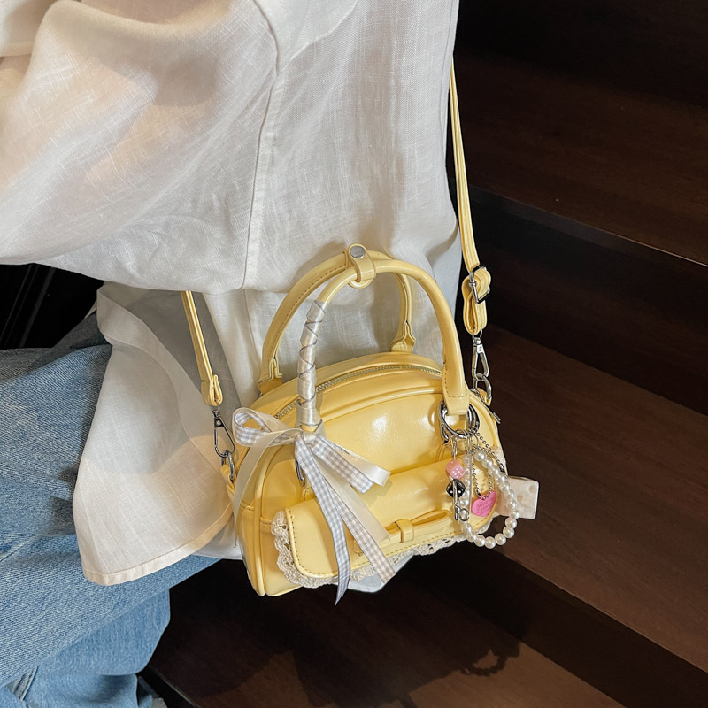 Versión coreana del bolso de mujer de todo fósforo de alta calidad 2025 nuevo bolso de hombro portátil para mujer de moda de nicho bolso de mensajero de moda