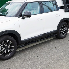 车顶架;其他汽车外饰;车身及附件