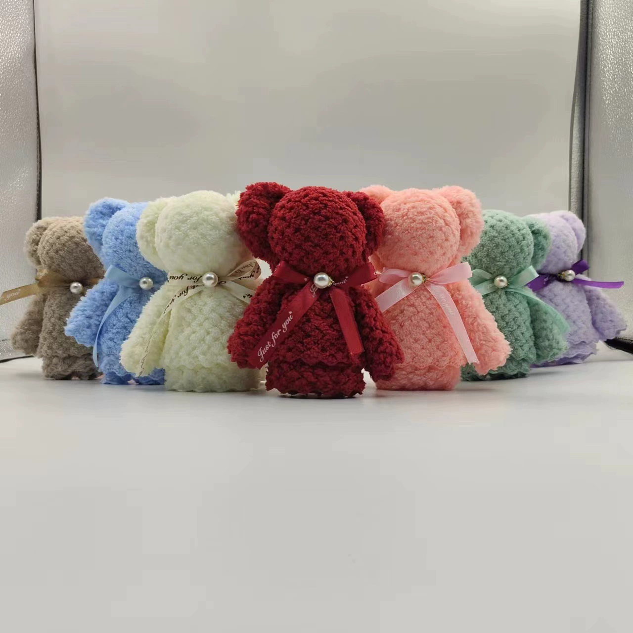 Bear -shaped Smart Gift Wedding Birthday Birthday Return Gift Gallow Pineapple Towel Fang Tuins