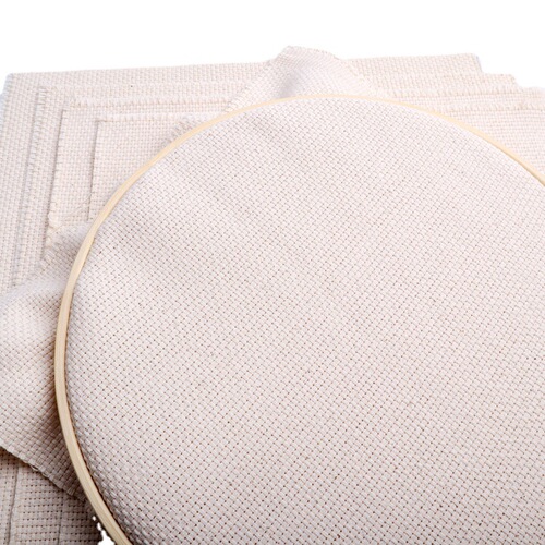 Embroidery, cross-stitch embroidery fabric, monk's cloth, Russian wool embroidery, pounce embroidery, cut embroidery, darning embroidery, punching flower fabric material.