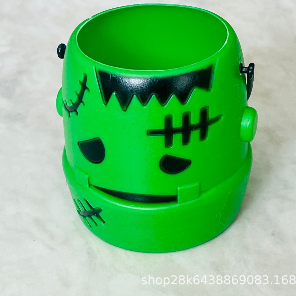 Barril de calabaza de Halloween lámpara de barril de calabaza portátil calavera luminosa de plástico lámpara de calabaza blanca decoración comercio exterior al por mayor