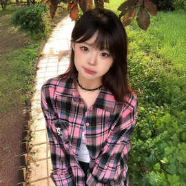 复古粉青色格纹衬衫女2024新款韩版气质ins宽松休闲显瘦衬衣外穿
