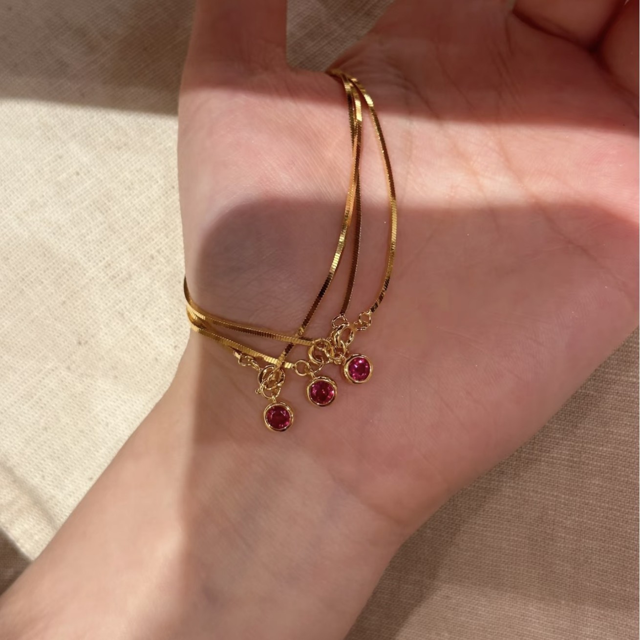 New Bubble Round Diamond Snake Bone Bracelet for Women, Light Luxury, High-end, Exquisite, Niche Design, Fashionable, Simple, Versatile Jewelry